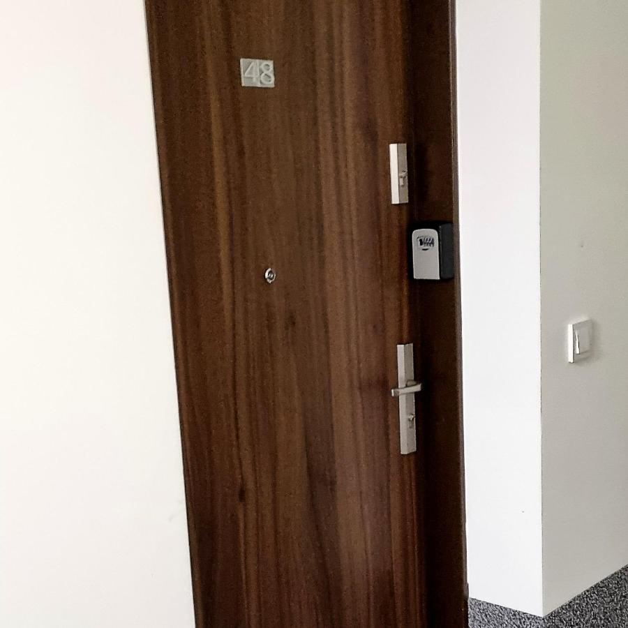 Apple Apartments - Wroblewskiego Prywatne Miejsce Parkingowe Łódź Exterior foto