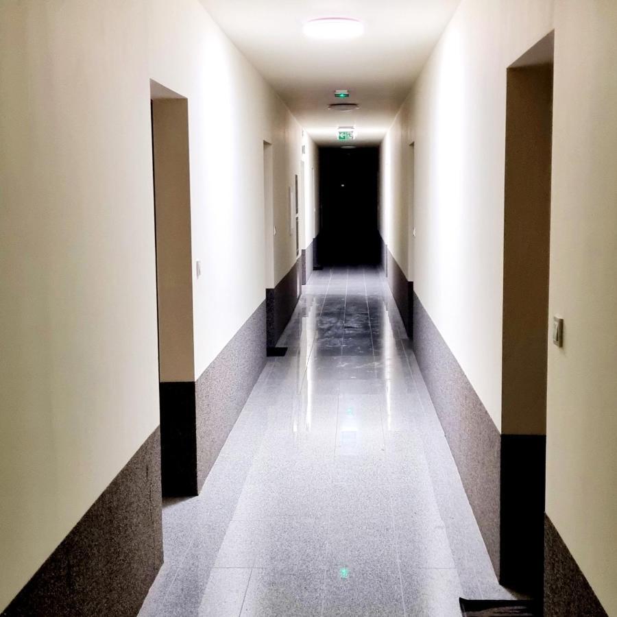Apple Apartments - Wroblewskiego Prywatne Miejsce Parkingowe Łódź Exterior foto
